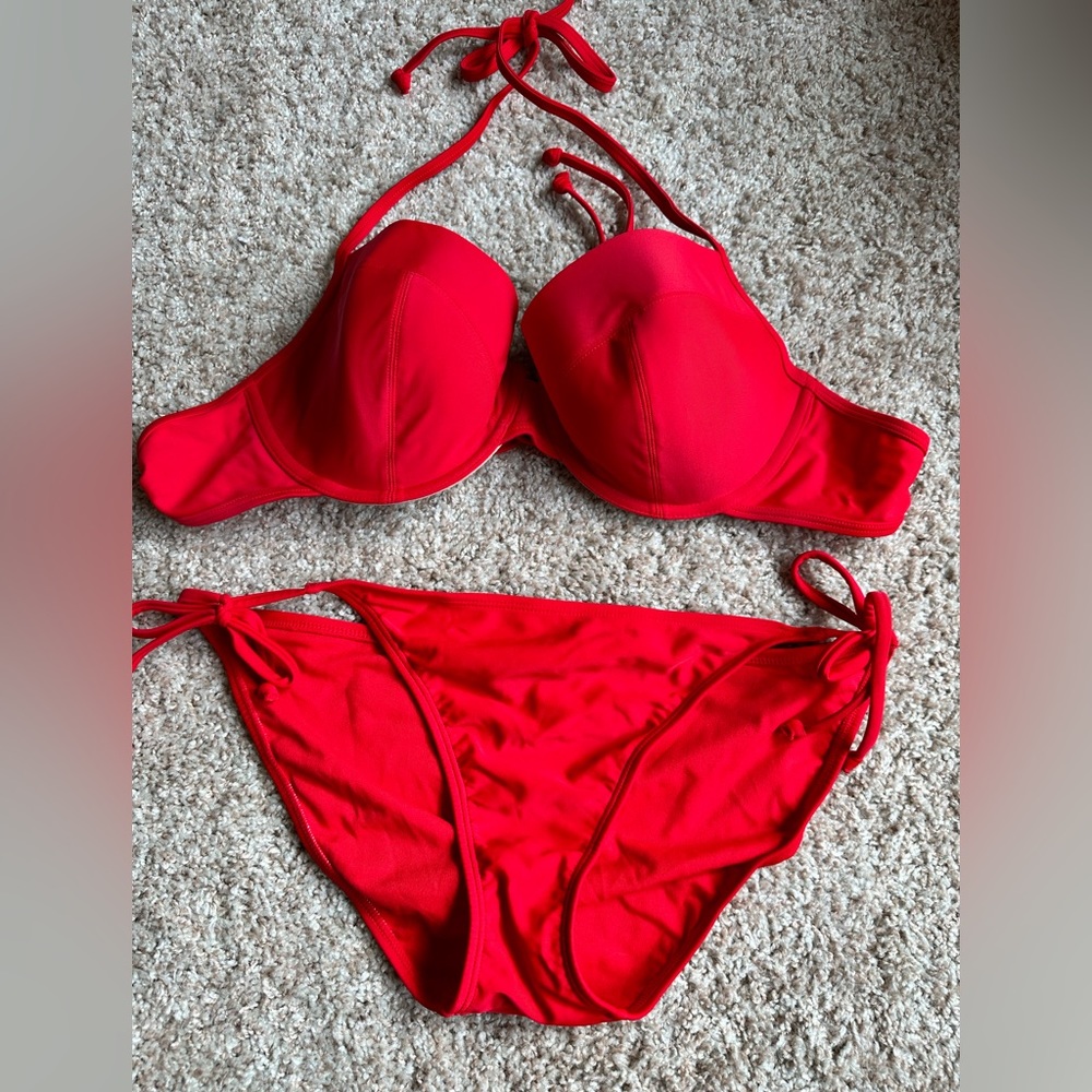 OLD NAVY - Red Swim